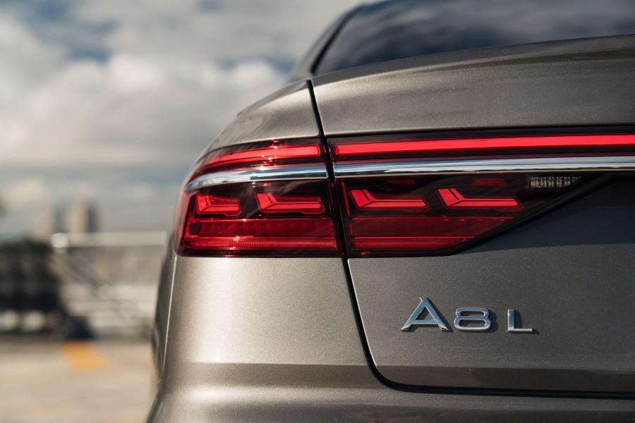 Детали экстерьера Audi A8 L 55 TFSI Quattro (D5) 2018 года  (AU) (фото 27 из 39)